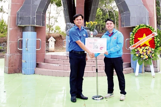 Số hóa địa chỉ đỏ