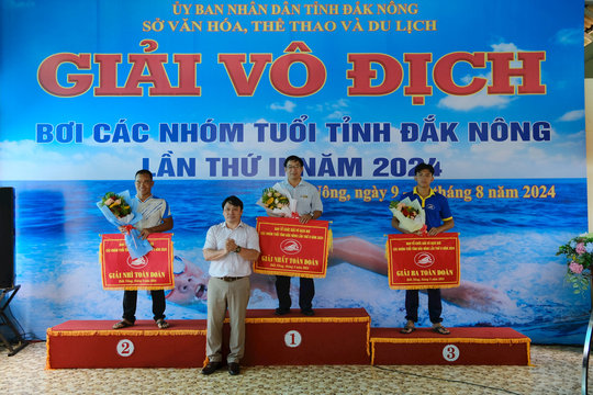 Huyện Đắk Mil đoạt giải nhất toàn đoàn giải vô địch bơi các nhóm tuổi tỉnh Đắk Nông