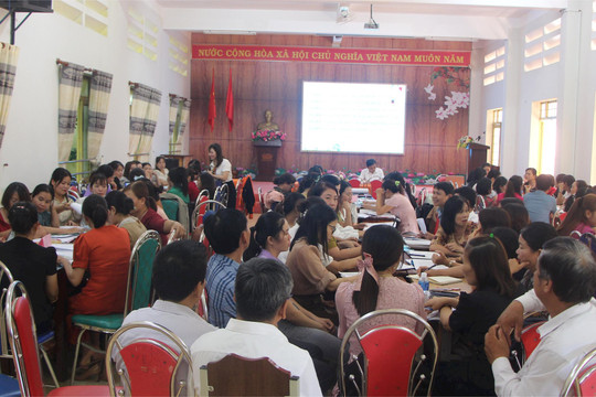 Đắk Nông: 205 giáo viên tập huấn dạy học tiếng Việt cho trẻ em dân tộc thiểu số