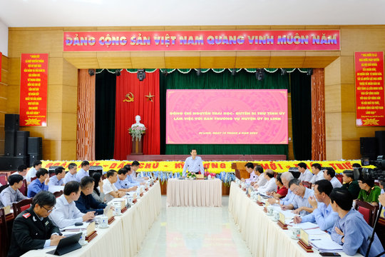 Quyền Bí thư Tỉnh ủy Nguyễn Thái Học làm việc với Ban Thường vụ Huyện ủy Di Linh