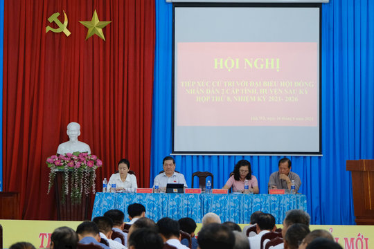 Cử tri huyện Cư Jút phản ánh nhiều vấn đề bất cập với đại biểu HĐND
