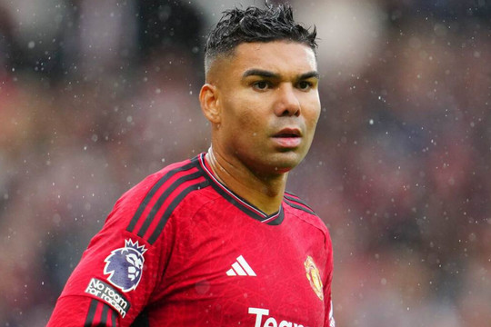 Cuộc lội ngược dòng ngoạn mục của Casemiro tại Old Trafford