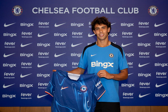 Chelsea gây rúng động với bom tấn chuyển nhượng bất ngờ