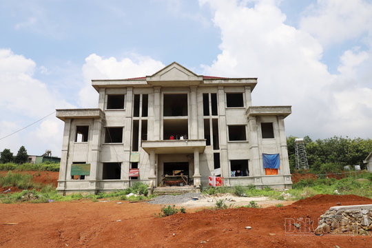 Nỗi niềm xã nông thôn mới đầu tiên của Đắk Nông