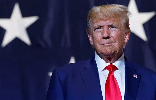 Ông Trump phản ứng sau khi Tổng thống Putin nói ủng hộ bà Harris