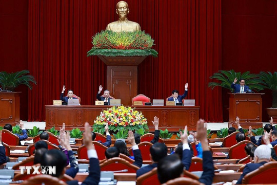 Chùm ảnh khai mạc Hội nghị lần thứ 10 Ban Chấp hành Trung ương Đảng khóa XIII