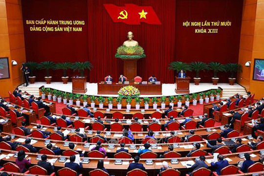 Ngày làm việc thứ hai của Hội nghị Trung ương 10 khóa XIII