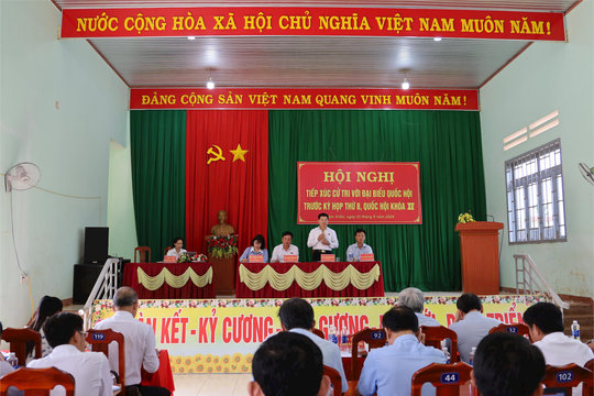 Cử tri xã Nâm N’đir phản ánh bất cập trong quản lý đất đai