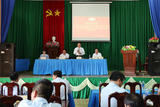 Đoàn ĐBQH tỉnh Đắk Nông tiếp xúc với cử tri huyện Cư Jút