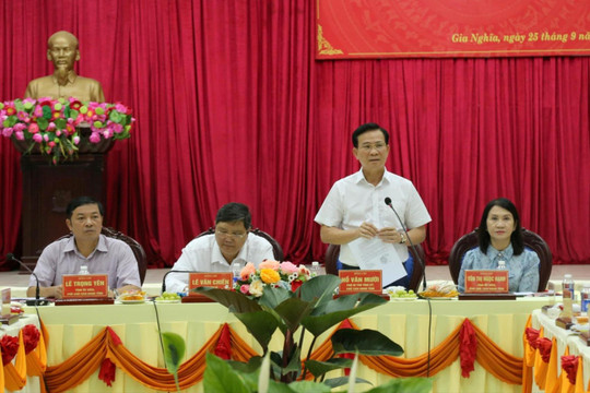 Lãnh đạo UBND tỉnh Đắk Nông làm việc với Ban Thường vụ Thành ủy Gia Nghĩa