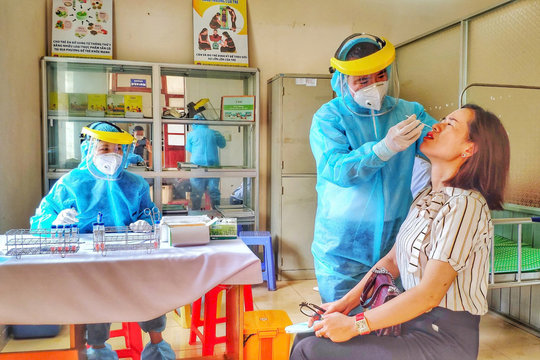 Thu hút nhân lực y tế ở Đắk Nông - Tránh tiêu cực để có người tài