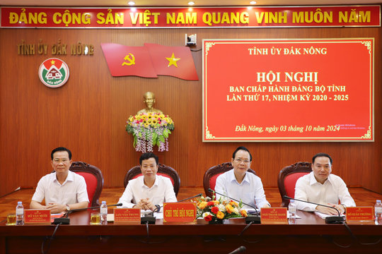 Hình ảnh Hội nghị Ban Chấp hành Đảng bộ tỉnh Đắk Nông lần thứ 17