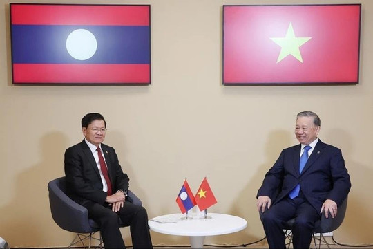Tổng Bí thư, Chủ tịch nước Tô Lâm gặp Tổng Bí thư, Chủ tịch nước Lào