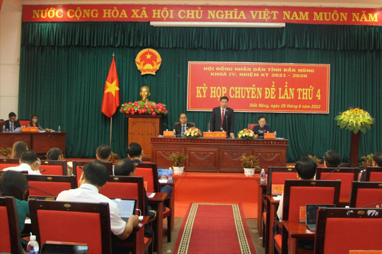 Kỳ họp không giấy - Bước tiến trong hoạt động của HĐND tỉnh Đắk Nông