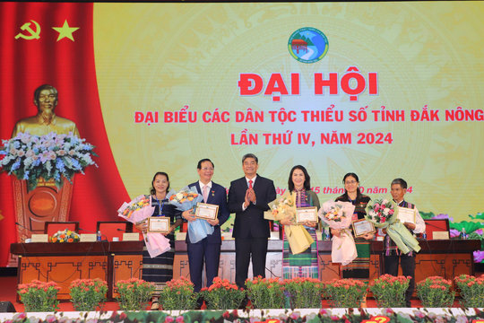 Đắk Nông có 7 tập thể, 20 cá nhân được tặng bằng khen trong công tác dân tộc