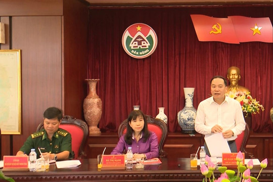Đồng chí Hồ Xuân Trường chủ trì hội nghị đánh giá công tác dân vận, mặt trận, đoàn thể