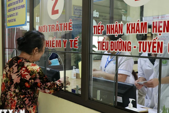 Họp Quốc hội: Các đại biểu thảo luận về Luật Bảo hiểm y tế, Luật Dữ liệu