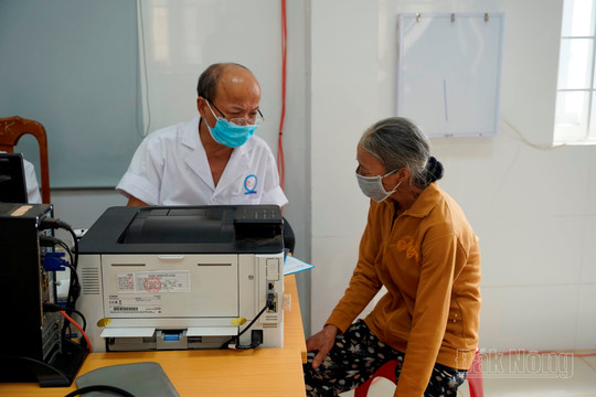 Một trung tâm y tế ở Đắk Nông khám, chữa bệnh ngày cuối tuần