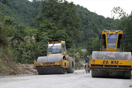Quốc hội thảo luận về các dự án Luật Đầu tư công, Luật Quy hoạch sửa đổi