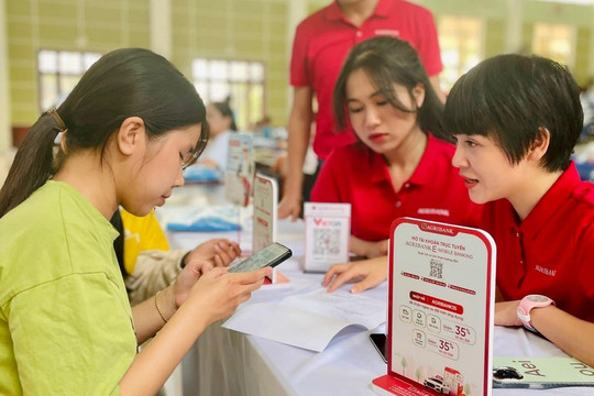 Lãi suất ngân hàng hôm nay 7/11/2024: Ngân hàng Big4 liên tục tăng lãi huy động
