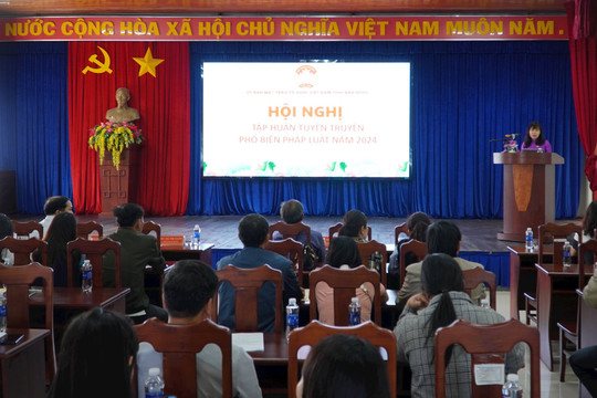 Đắk Nông tập huấn giáo dục pháp luật cho cán bộ mặt trận cơ sở