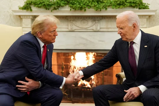 Ông Biden và ông Trump cam kết chuyển giao quyền lực một cách êm thấm