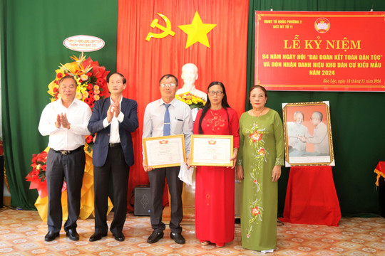 Trưởng Ban Tổ chức Tỉnh ủy Lâm Đồng Nguyễn Trọng Ánh Đông dự Ngày hội Đại đoàn kết tại TP Bảo Lộc