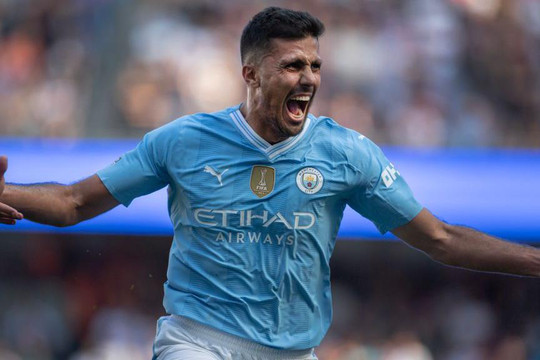 Man City nhắm cầu thủ này để thay thế Rodri
