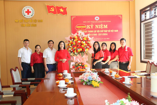 Lãnh đạo tỉnh Đắk Nông thăm, chúc mừng Hội Chữ thập đỏ tỉnh