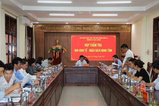 Đắk Nông thẩm tra dự thảo nghị quyết về tái cơ cấu ngành nông nghiệp