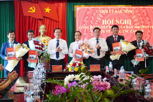 Đắk Nông xây dựng đội ngũ cán bộ "vừa hồng -vừa chuyên"
