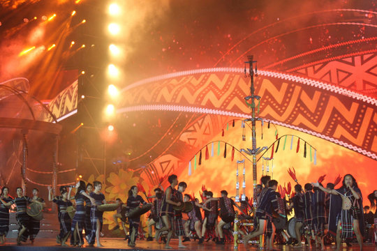 Tổng duyệt chương trình khai mạc Festival Hoa Đà Lạt lần thứ X