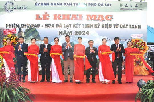 Khai mạc Phiên chợ rau - hoa "Đà Lạt - Kết tinh kỳ diệu từ đất lành" 2024