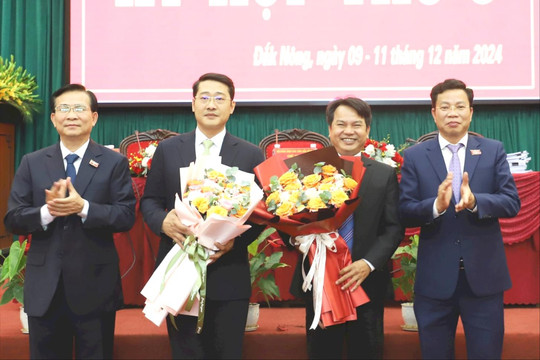 Chánh văn phòng và giám đốc sở ở Đắk Nông nhận thêm nhiệm vụ
