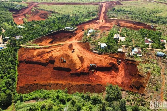 Công ty Nhôm Đắk Nông – TKV đồng hành cùng địa phương trong việc tái định cư cho người dân vùng dự án