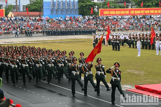 Phát huy truyền thống anh hùng, sự nghiệp vẻ vang, xây dựng Quân đội nhân dân Việt Nam vững mạnh, bảo vệ vững chắc Tổ quốc Việt Nam xã hội chủ nghĩa