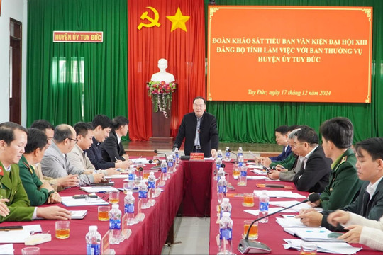Tiểu ban Văn kiện Đại hội XIII Đảng bộ tỉnh Đắk Nông khảo sát tại huyện Tuy Đức
