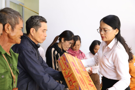 PC Đắk Nông với nhiều hoạt động tri ân cuối năm
