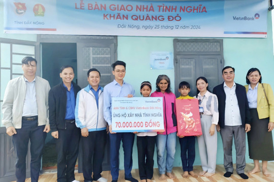 Đắk Nông tặng nhà cho 2 trẻ mồ côi khó khăn