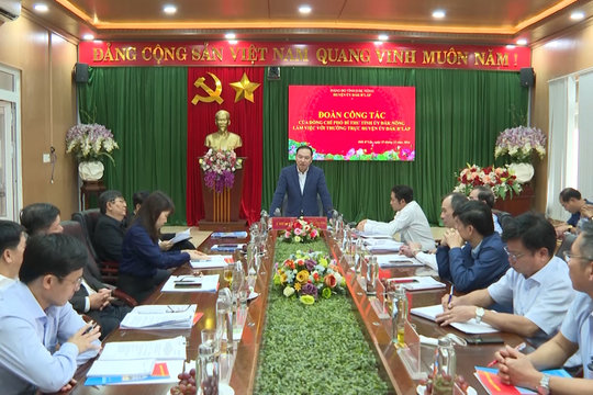 Đồng chí Hồ Xuân Trường làm việc với Thường trực Huyện ủy Đắk R’lấp