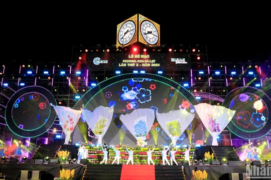 Festival Hoa Đà Lạt lần thứ 10 khép lại với đêm nghệ thuật sắc màu