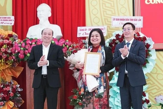 Phó Chủ tịch Ủy ban nhân dân tỉnh Đắk Lắk H Yim Kđoh giữ chức Bí thư Thị ủy Buôn Hồ
