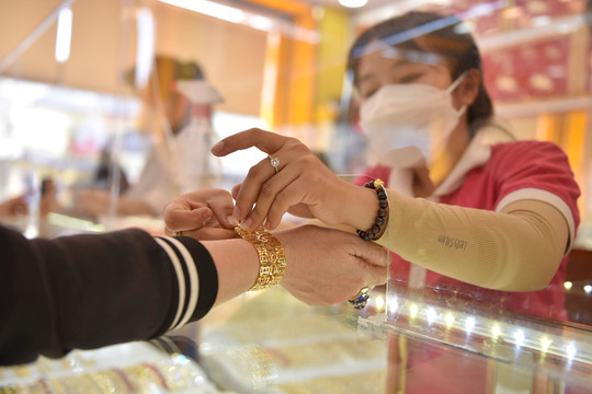 Giá vàng chiều nay 7/1/2025: Giá vàng giữ ổn định