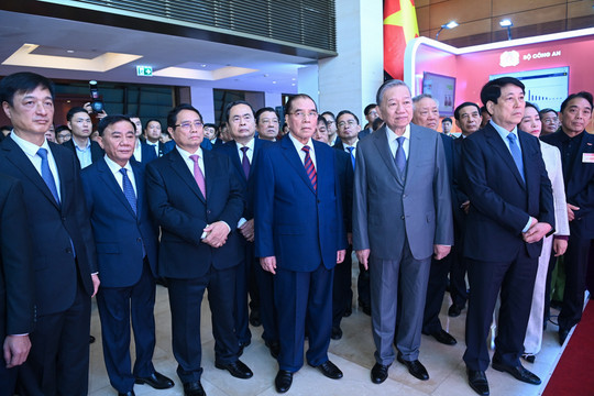 Tổng Bí thư Tô Lâm dự Hội nghị toàn quốc về đột phá phát triển khoa học, công nghệ, đổi mới sáng tạo và chuyển đổi số quốc gia