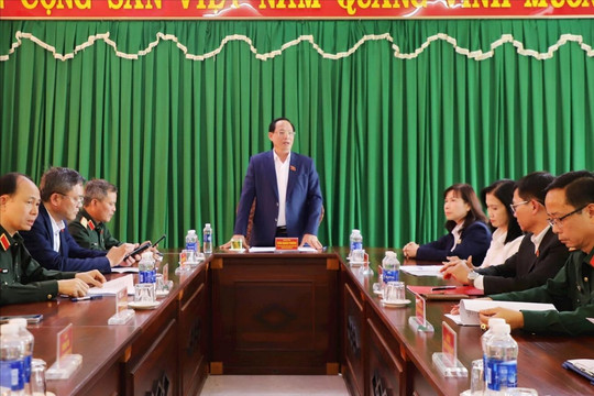 Phó Chủ tịch Quốc hội Trần Quang Phương gặp mặt già làng, trưởng bản, người có uy tín Đắk Nông