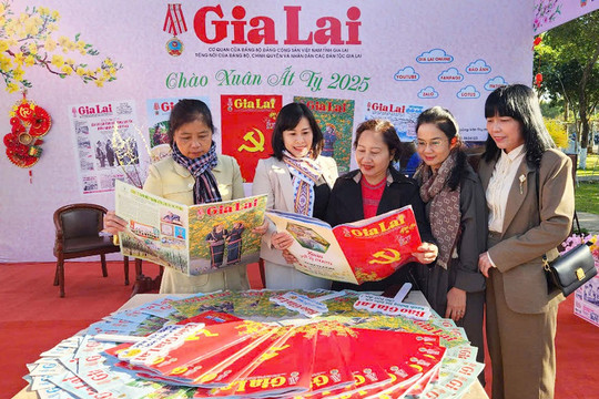 Gia Lai: Ấn tượng Hội báo Xuân Ất Tỵ 2025