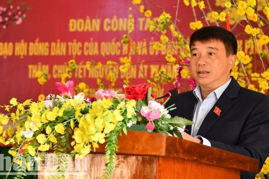 Đoàn công tác của Hội đồng Dân tộc và Ủy ban Dân tộc thăm và chúc Tết Đồn Biên phòng Sêrêpốk
