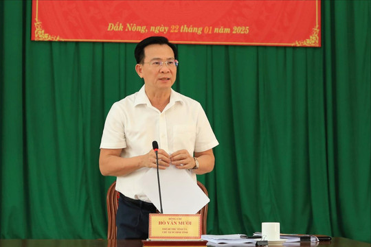 Chủ tịch UBND tỉnh Đắk Nông Hồ Văn Mười tiếp công dân