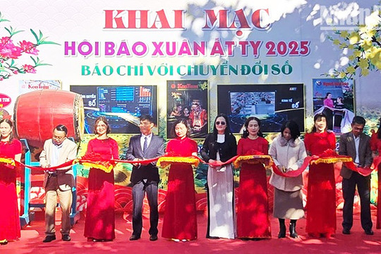 Kon Tum: Khai mạc Hội báo Xuân Ất Tỵ 2025 chủ đề Báo chí với chuyển đổi số