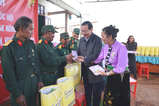 Bí thư Tỉnh ủy Đắk Nông Ngô Thanh Danh thăm, chúc tết tại xã Quảng Sơn